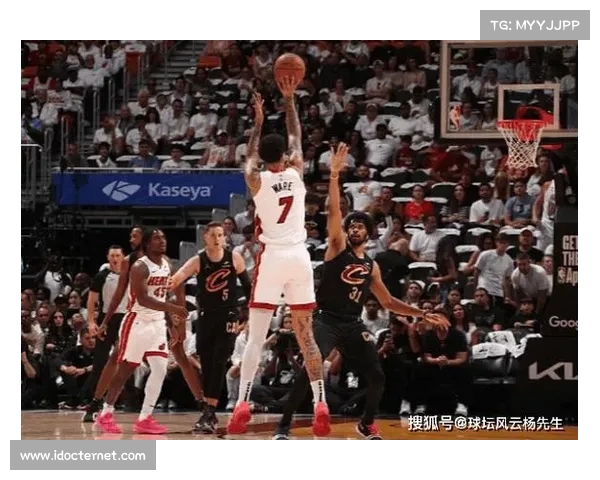12日09:00视频直播NBA常规赛骑士vs热火 詹皇波什大对决 12日09:00视频直播NBA常规赛骑士vs热火 詹皇波什大对决